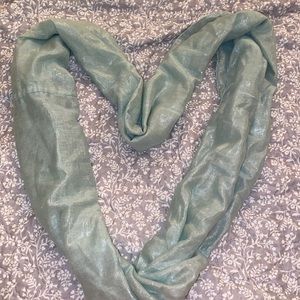 Light blue shimmer scarf